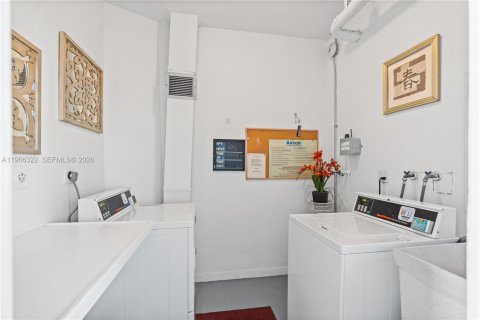 Condominio en venta en Hollywood, Florida, 2 dormitorios, 84.45 m2 № 2027922 - foto 22