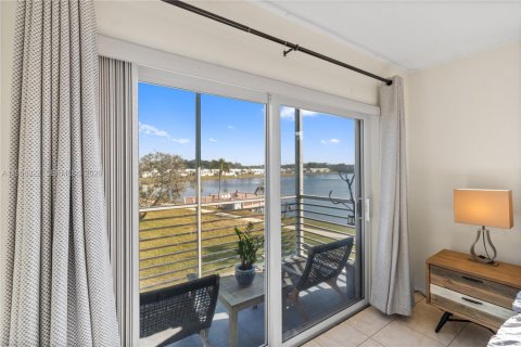 Condominio en venta en Hollywood, Florida, 2 dormitorios, 84.45 m2 № 2027922 - foto 12