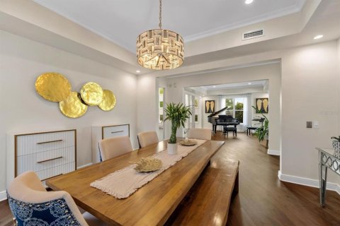Casa en venta en Tampa, Florida, 6 dormitorios, 436.73 m2 № 1795440 - foto 6