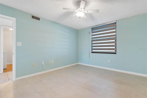 Copropriété à vendre à Ormond Beach, Floride: 2 chambres, 118.45 m2 № 2134759 - photo 30