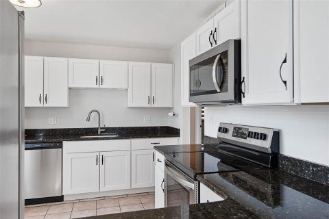 Copropriété à vendre à Ormond Beach, Floride: 2 chambres, 118.45 m2 № 2134759 - photo 12