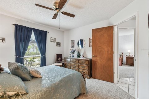 Condo in Land O' Lakes, Florida, 2 bedrooms  № 1562558 - photo 27