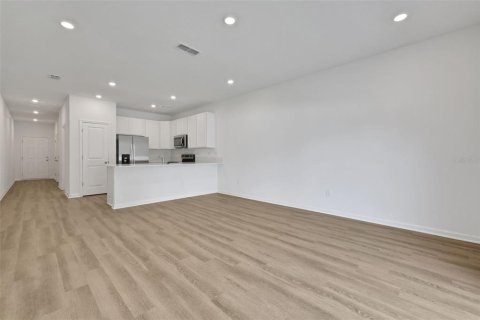 Adosado en venta en Jacksonville, Florida, 3 dormitorios, 137.59 m2 № 1792850 - foto 4