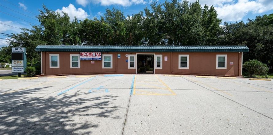 Immobilier commercial à Orlando, Floride 240.62 m2 № 1884257