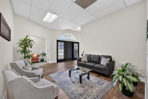 Immobilier commercial à vendre à Winter Park, Floride: 561.97 m2 № 2224646 - photo 12