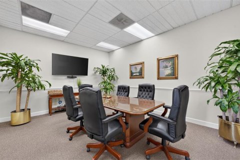 Immobilier commercial à vendre à Winter Park, Floride: 561.97 m2 № 2224646 - photo 28