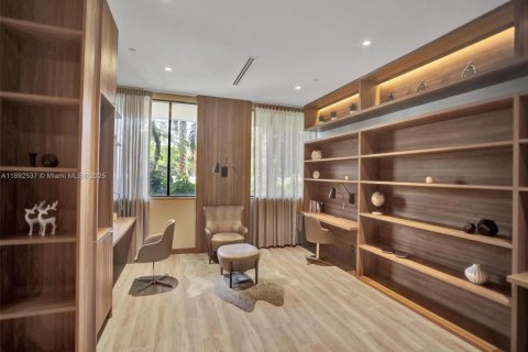 Copropriété à vendre à Aventura, Floride: 2 chambres, 105.91 m2 № 1946374 - photo 25