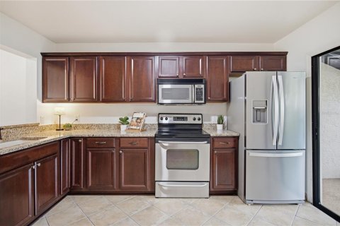 Copropriété à vendre à Tampa, Floride: 2 chambres, 110.09 m2 № 2388176 - photo 14