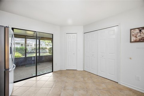 Copropriété à vendre à Tampa, Floride: 2 chambres, 110.09 m2 № 2388176 - photo 16