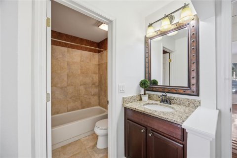 Copropriété à vendre à Tampa, Floride: 2 chambres, 110.09 m2 № 2388176 - photo 23