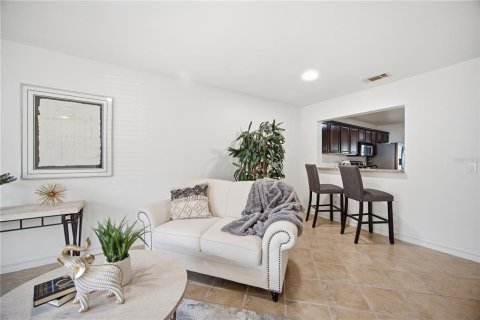 Copropriété à vendre à Tampa, Floride: 2 chambres, 110.09 m2 № 2388176 - photo 10
