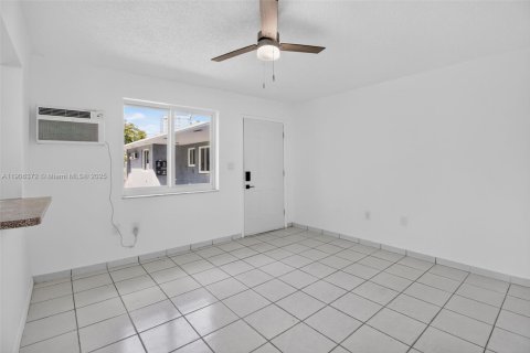Appartement à louer à Miami, Floride: 1 chambre, 56.67 m2 № 1957059 - photo 3