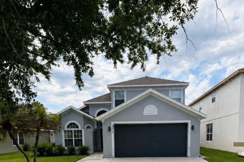 House in Orlando, Florida 4 bedrooms, 213.49 sq.m. № 2334236