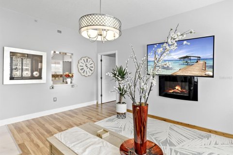 Condo in Venice, Florida, 2 bedrooms  № 1635117 - photo 10