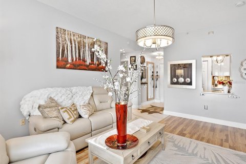 Condo in Venice, Florida, 2 bedrooms  № 1635117 - photo 8