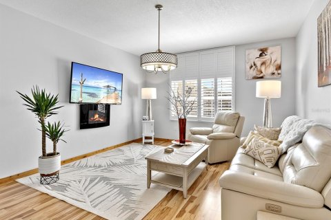 Condo in Venice, Florida, 2 bedrooms  № 1635117 - photo 9