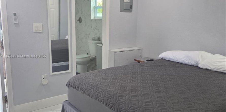Immobilier commercial à Miami Gardens, Floride 1 chambre, 118.36 m2 № 1923368