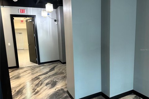Immobilier commercial à louer à Clearwater, Floride: 102.19 m2 № 2134568 - photo 17