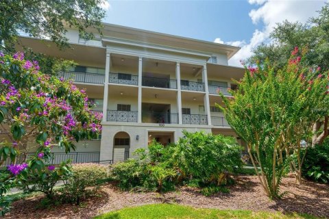 Condo in Winter Park, Florida, 1 bedroom  № 2199749 - photo 2