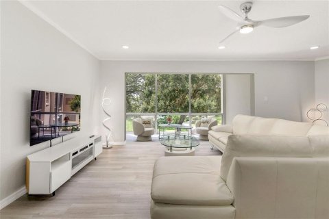 Condo in Winter Park, Florida, 1 bedroom  № 2199749 - photo 19