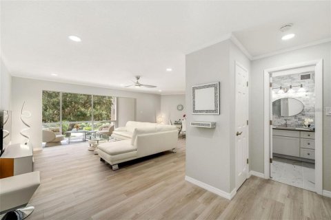 Condo in Winter Park, Florida, 1 bedroom  № 2199749 - photo 18