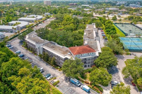Condo in Winter Park, Florida, 1 bedroom  № 2199749 - photo 27