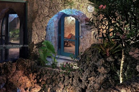 Villa ou maison à louer à Coral Gables, Floride: 1 chambre, 65.03 m2 № 2153731 - photo 2