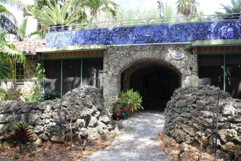 Villa ou maison à louer à Coral Gables, Floride: 1 chambre, 65.03 m2 № 2153731 - photo 3