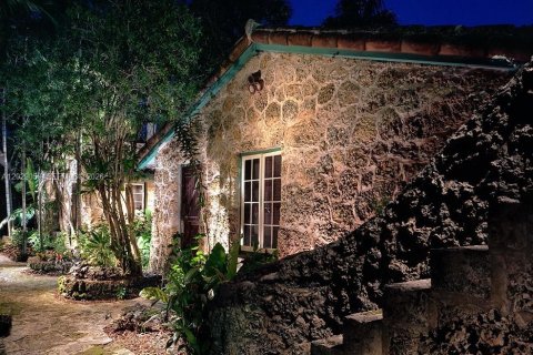 Villa ou maison à Coral Gables, Floride 1 chambre, 65.03 m2 № 2153731