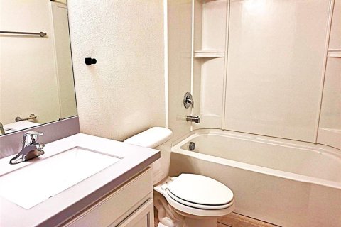 Casa en alquiler en Palmetto, Florida, 3 dormitorios, 141.86 m2 № 1918918 - foto 11