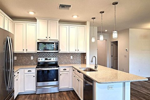 Casa en alquiler en Palmetto, Florida, 3 dormitorios, 141.86 m2 № 1918918 - foto 2