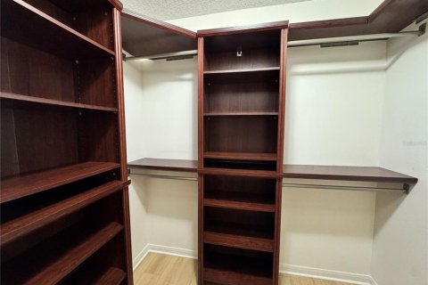 Condo in Lake Mary, Florida, 2 bedrooms  № 1817522 - photo 12