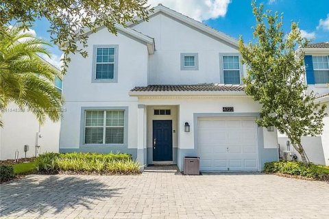 House in Kissimmee, Florida 5 bedrooms, 286.23 sq.m. № 1850530 - photo 1