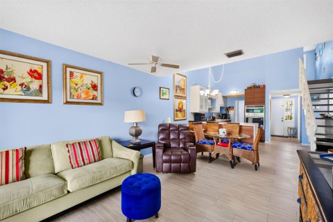 Townhouse in Miramar, Florida 3 bedrooms, 96.62 sq.m. № 2376404 - photo 27