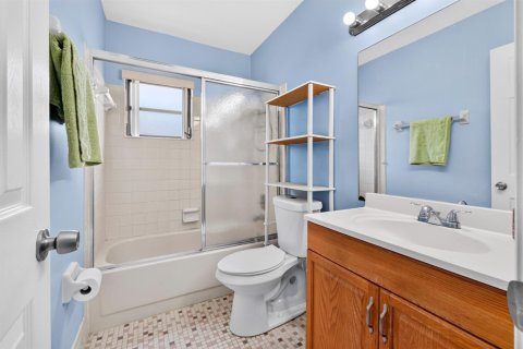 Townhouse in Miramar, Florida 3 bedrooms, 96.62 sq.m. № 2376404 - photo 14
