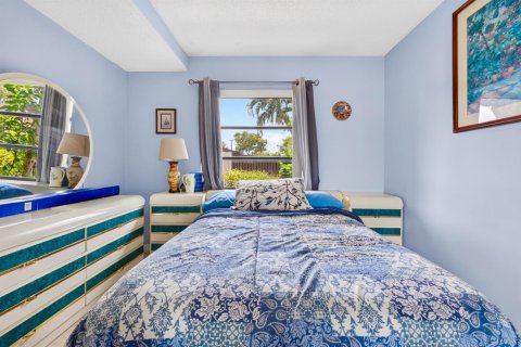 Townhouse in Miramar, Florida 3 bedrooms, 96.62 sq.m. № 2376404 - photo 11