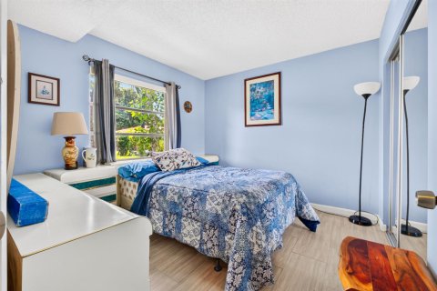Townhouse in Miramar, Florida 3 bedrooms, 96.62 sq.m. № 2376404 - photo 10