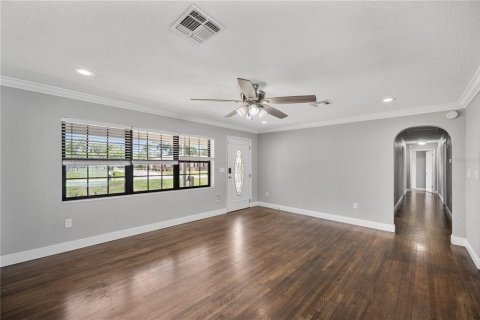 Casa en venta en Lakeland, Florida, 4 dormitorios, 185.8 m2 № 2230645 - foto 5