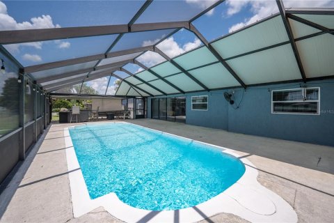 Casa en venta en Lakeland, Florida, 4 dormitorios, 185.8 m2 № 2230645 - foto 28