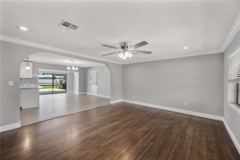 Casa en venta en Lakeland, Florida, 4 dormitorios, 185.8 m2 № 2230645 - foto 4