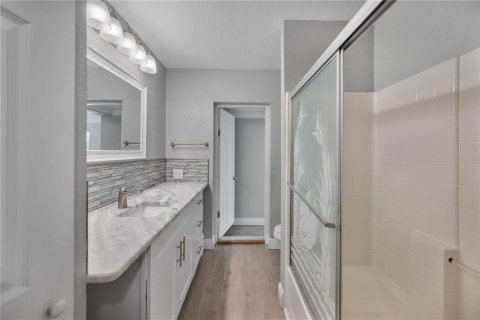 Casa en venta en Lakeland, Florida, 4 dormitorios, 185.8 m2 № 2230645 - foto 12