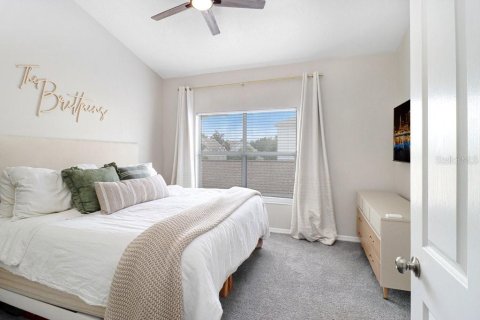 Townhouse in Tampa, Florida 2 bedrooms, 118.54 sq.m. № 2237175 - photo 17