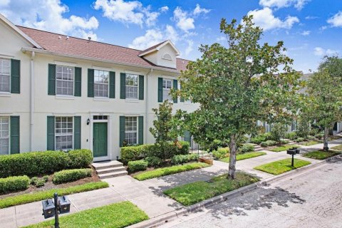 Townhouse in Tampa, Florida 2 bedrooms, 118.54 sq.m. № 2237175 - photo 28