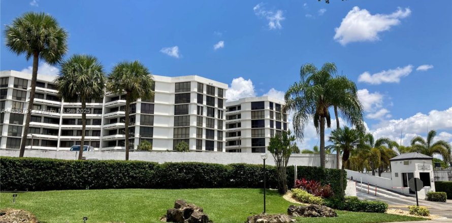 Condo à Miami, Floride, 2 chambres № 1821823