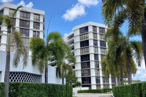 Copropriété à louer à Miami, Floride: 2 chambres, 115.94 m2 № 1821823 - photo 2
