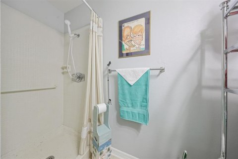 Condo in Sun City Center, Florida, 2 bedrooms  № 1535824 - photo 17