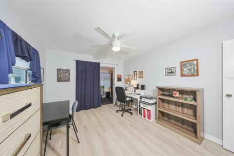 Condo in Sun City Center, Florida, 2 bedrooms  № 1535824 - photo 20