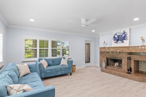 House in Palm Harbor, Florida 3 bedrooms, 174.19 sq.m. № 2209620 - photo 6