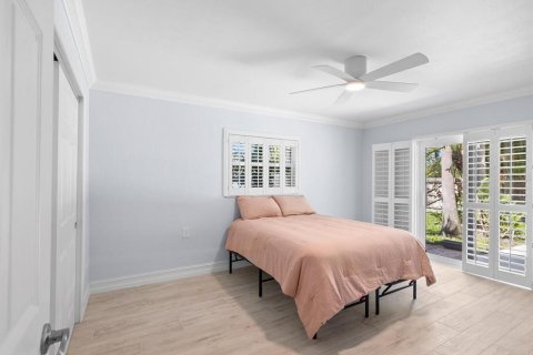 House in Palm Harbor, Florida 3 bedrooms, 174.19 sq.m. № 2209620 - photo 23