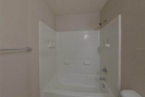 Casa en alquiler en New Port Richey, Florida, 4 dormitorios, 212.47 m2 № 1910957 - foto 16